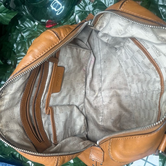 Michael Kors Leather Purse - Picture 5 of 6